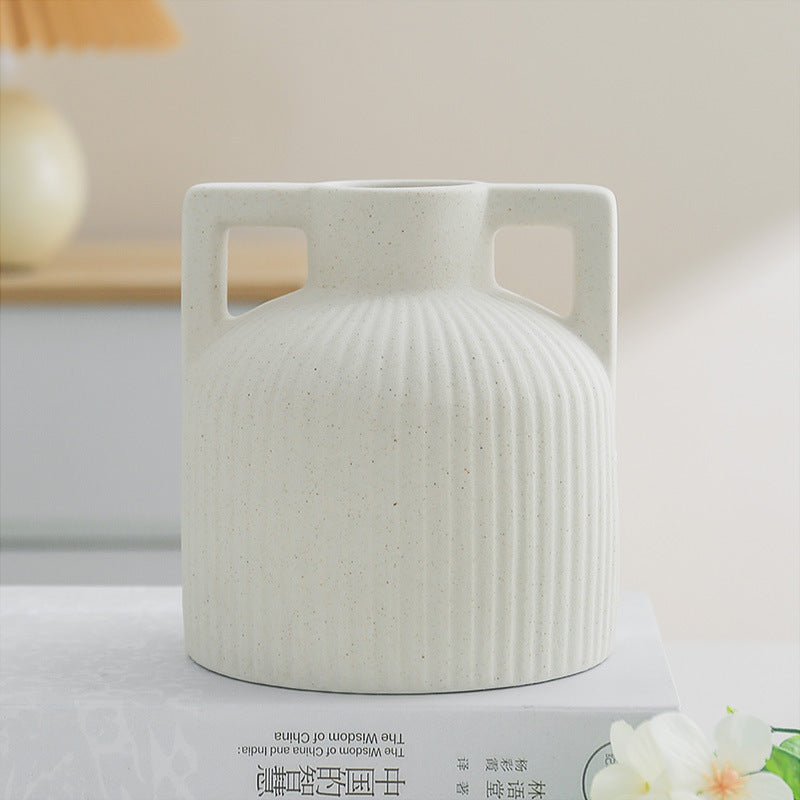 Vaso jarro baixo com asas, cerâmica creme canelada